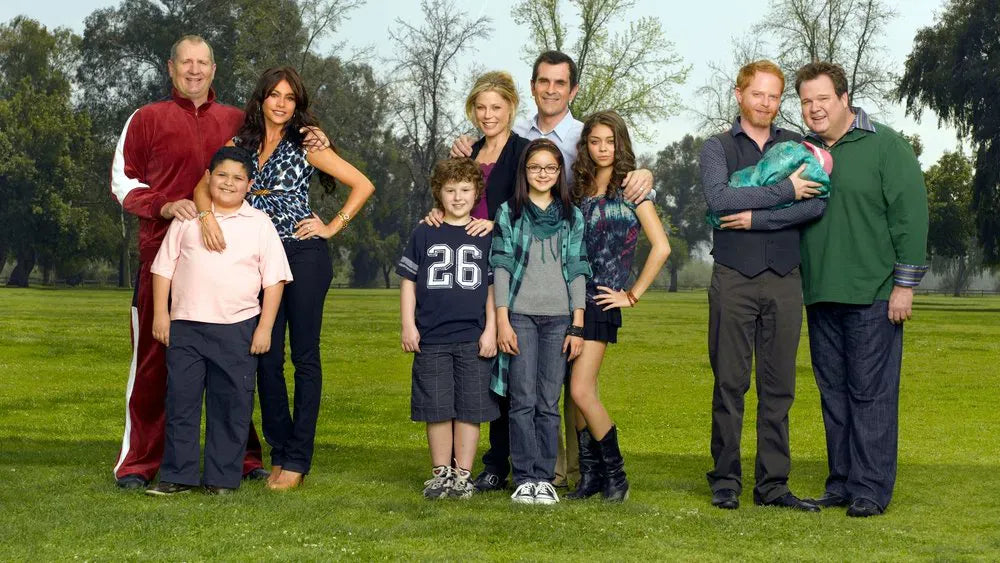 digital blockbuster Modern Family (2009) FULL TV SERIES